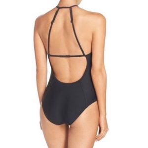 Zella One Piece Swimsuit 🩱